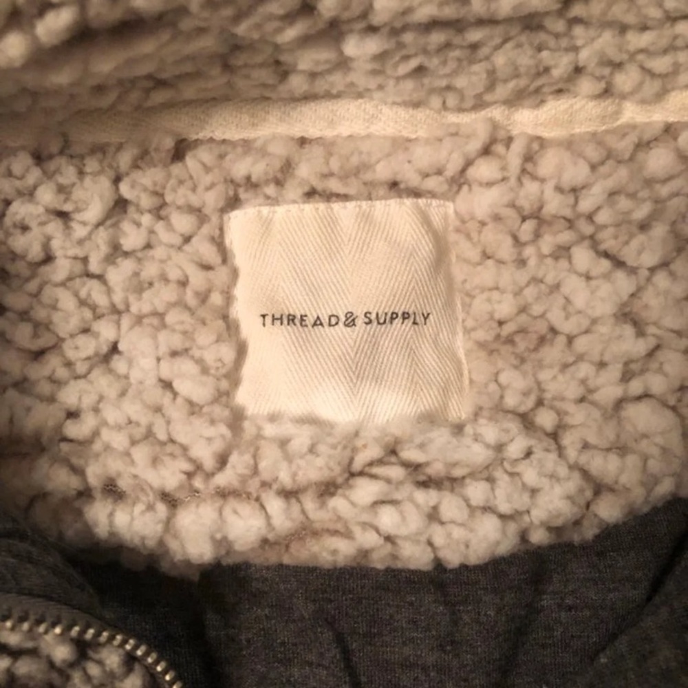 Thread & Supply Sherpa pullover - Picture 2 of 3